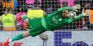 Donnarumma từng muốn gắn bó với PSG trước khi chọn Manchester City 5 Donnarumma từng muốn gắn bó với PSG