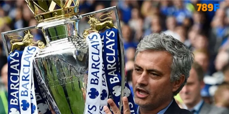 Jose Mourinho từng có quãng thời gian thành công rực rỡ tại Chelsea