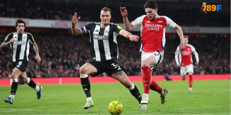 Paul Merson đưa ra cảnh báo quan trọng cho Arsenal trước trận gặp Newcastle. Paul Merson đưa ra cảnh báo quan trọng cho Arsenal trước trận gặp Newcastle.