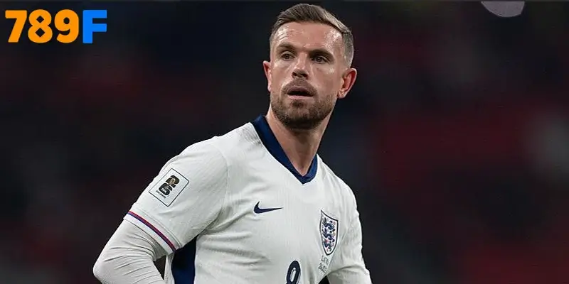Martinez hồi phục chấn thương, MU thở phào sau cơn ác mộng 3 Jordan Henderson rời Liverpool, Nỗi đau của người đội trưởng