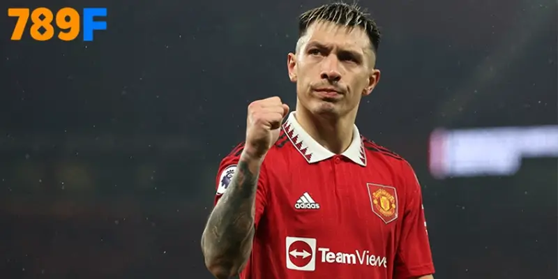Trung vệ người Argentina hứa hẹn là cú hích lớn cho hàng thủ Man Utd Trung vệ người Argentina hứa hẹn là cú hích lớn cho hàng thủ Man Utd